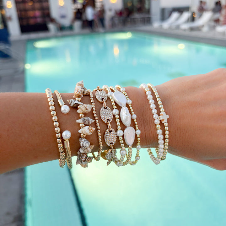 Pearly cuff