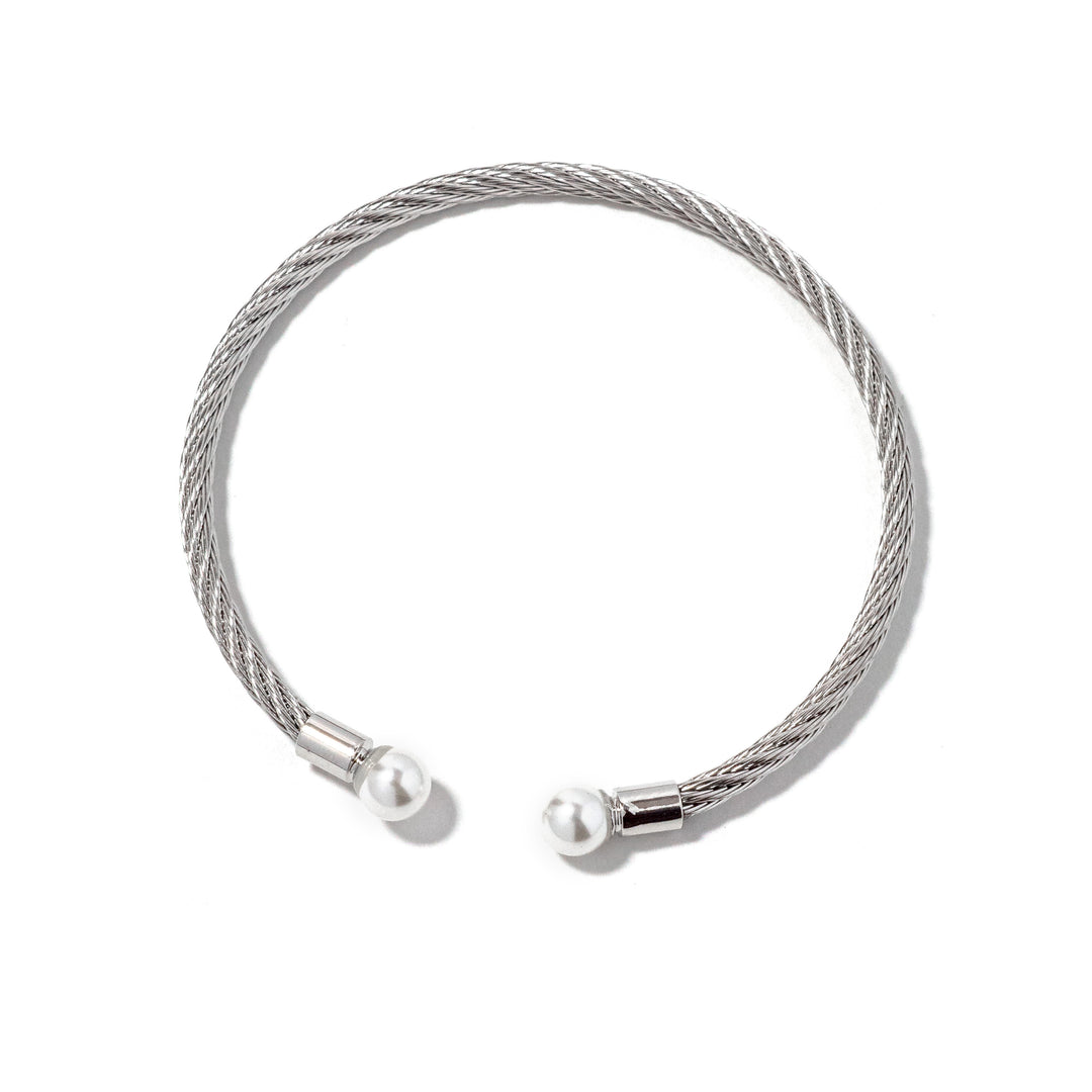 Pearly cuff