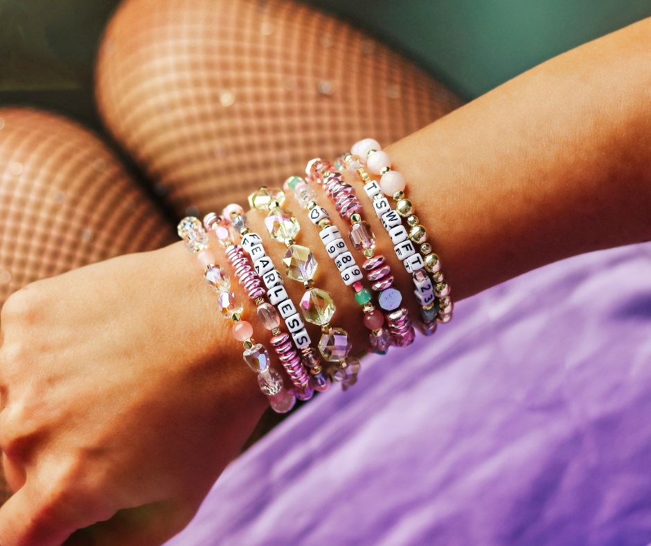 Buy Aesthetic Panda Charm Black and Pink Beaded Bracelets Online – The  Jewelbox