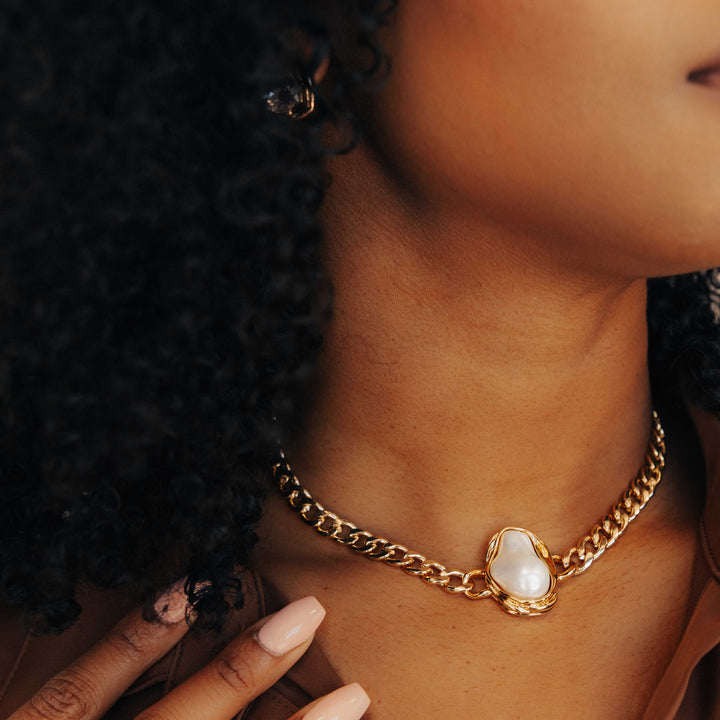 Magnolia Necklace