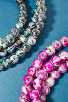 Beaded Phone Charger Marble Pink